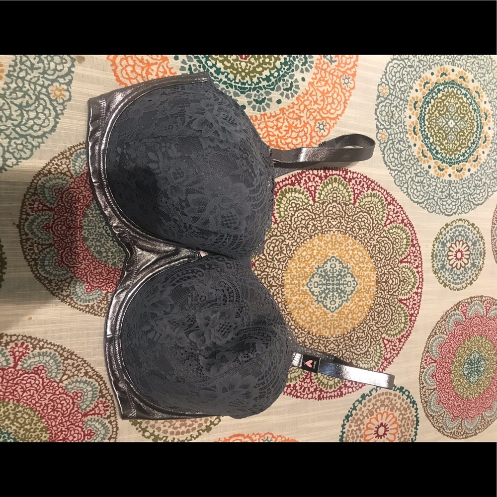 Victoria Secret bra